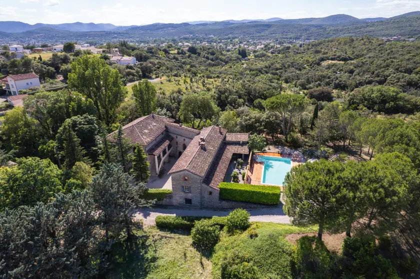 Gîtes au pied des Cévennes - Domaine Les Terres Aoyama - Image 1