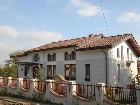 Rapsodia Pension - Image 1