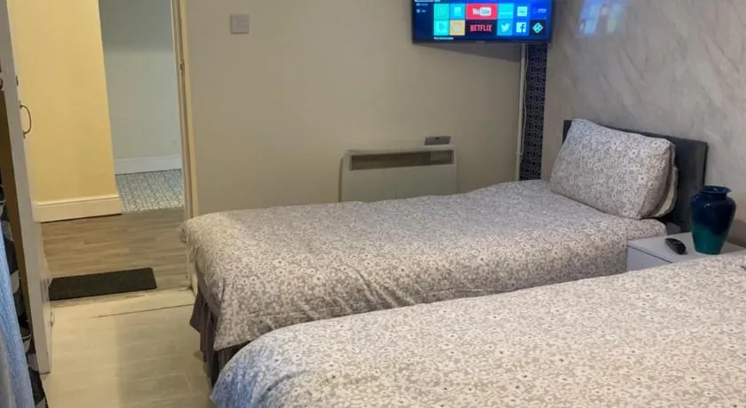 One Bedroom Apartment Filton - Image 1