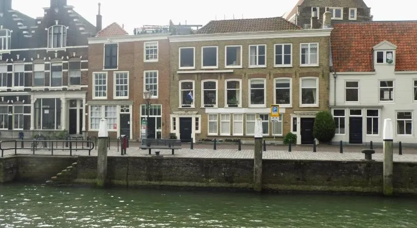 Todos Exclusivo Riverview Apartment (4-5p) na histórica Dordrecht - Image 1