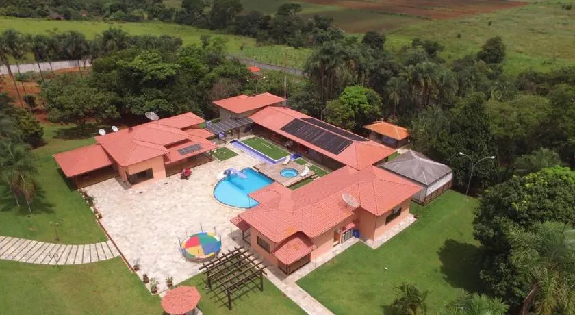 Chácara de Luxo em Anápolis - Image 1