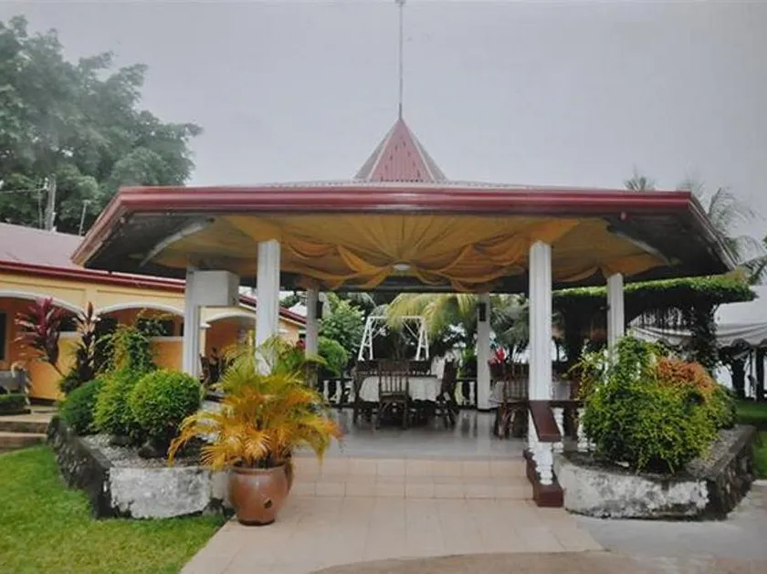 Bayview Inn - Image 1