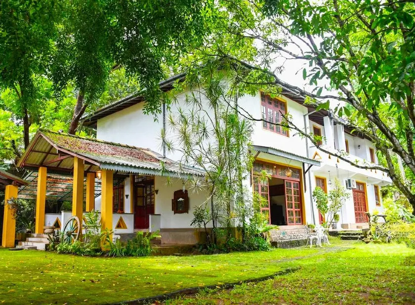 Lakeview Villa by Travel Fantasy – Pure Serenity - Image 1