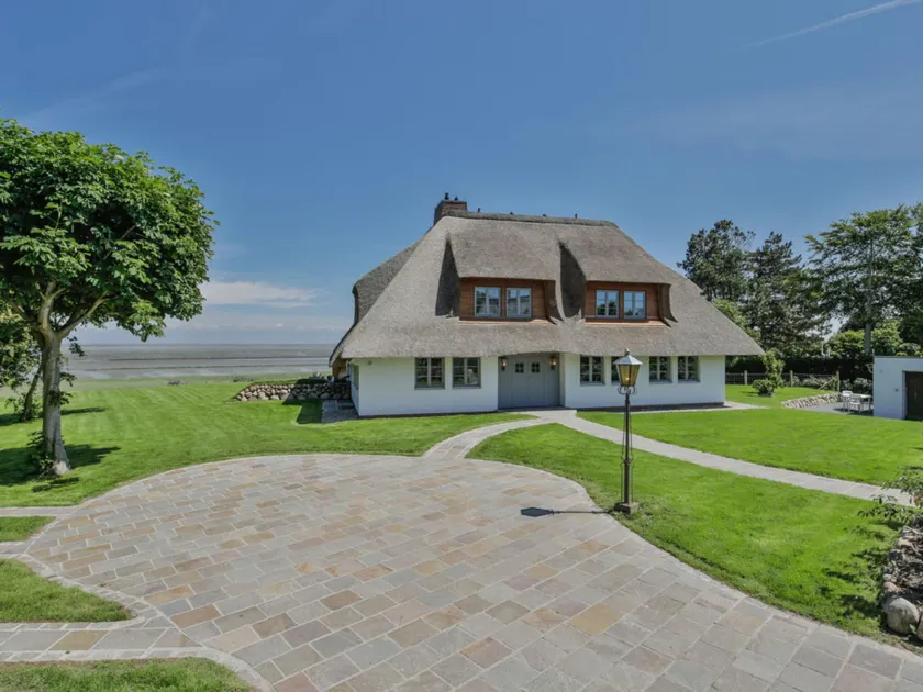 House by the sea Comfortable Holiday Residence - Image 1