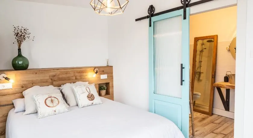 The Old Seaman Bed & Breakfast - Image 1
