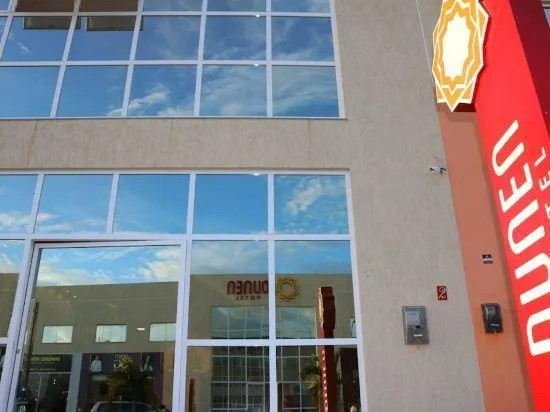 Dunen Hotel - Image 1