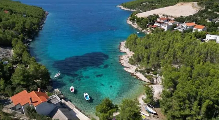 Primitivo Bay Hvar - Image 1