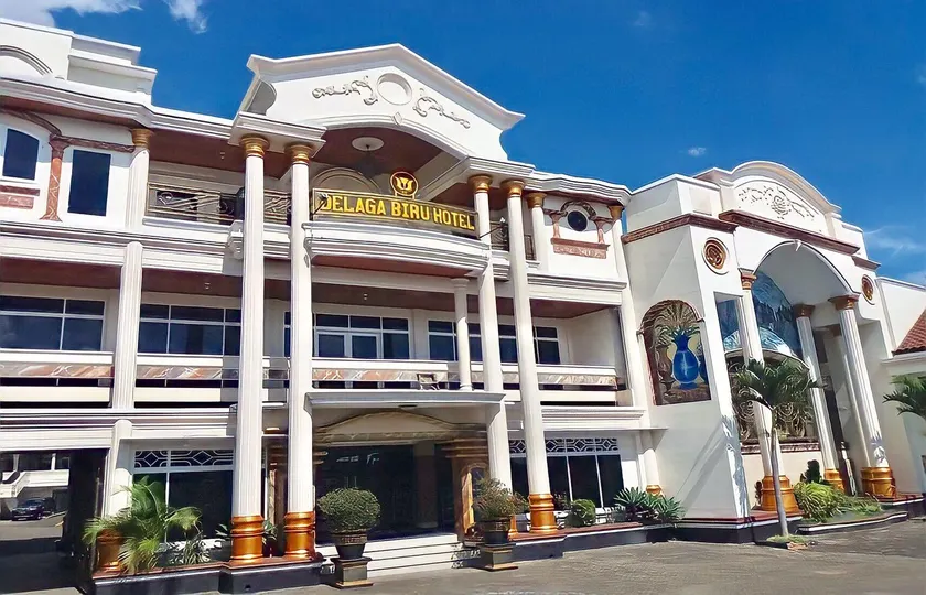 Delaga Biru Convention Hotel - Image 1