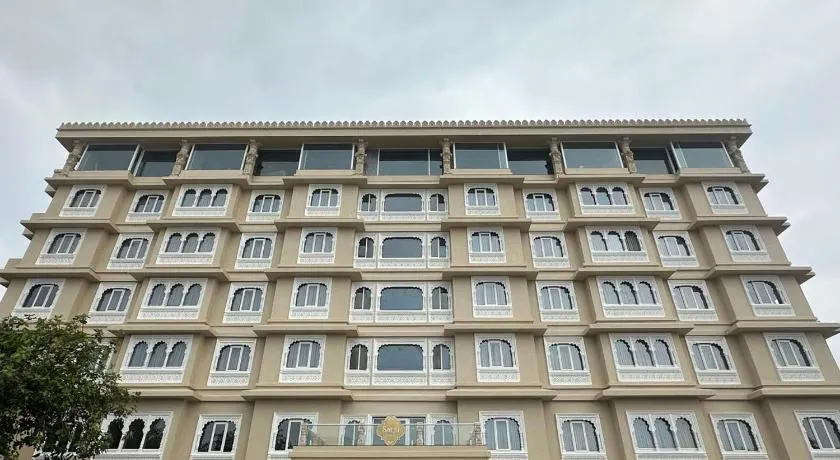 Sarju Palace - Image 1