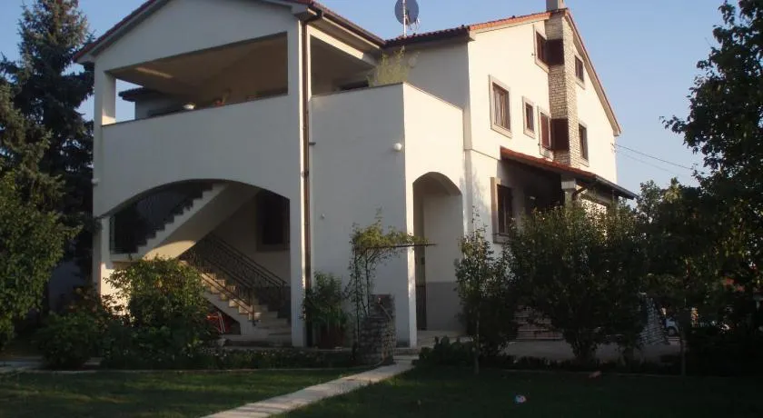Guest House Lidija - Image 1