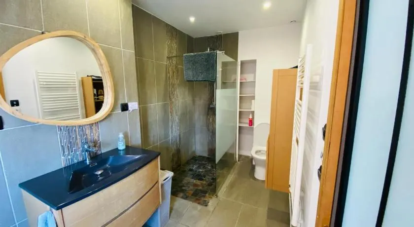 Chambre privée au coeur de Calais - Image 1