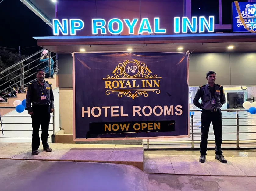 NP Royal INN - Image 1
