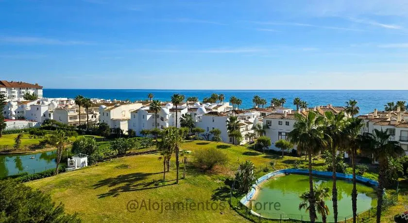 Laguna Beach Premium - Alojamientos La Torre - Image 1