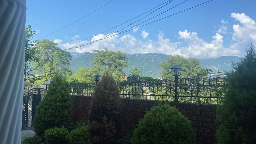 Hideout By The Hills : Dehradun - Image 1