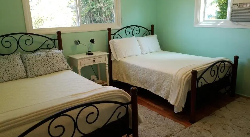 Gary's Place - Image 1