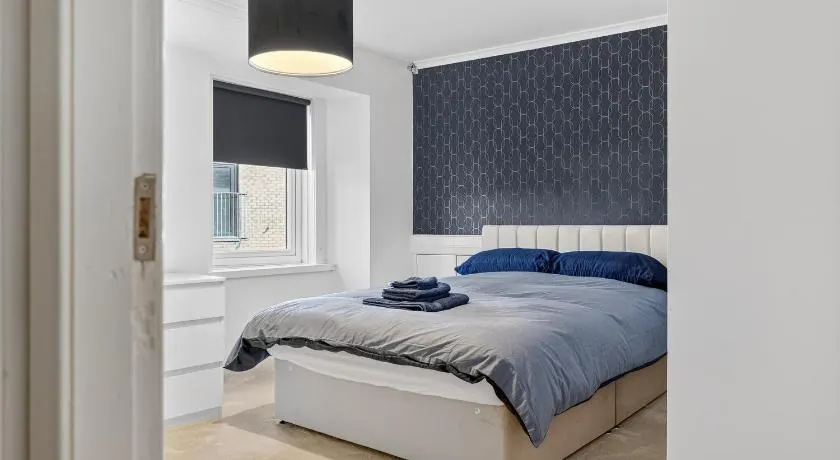 Seaside Snug - Image 1