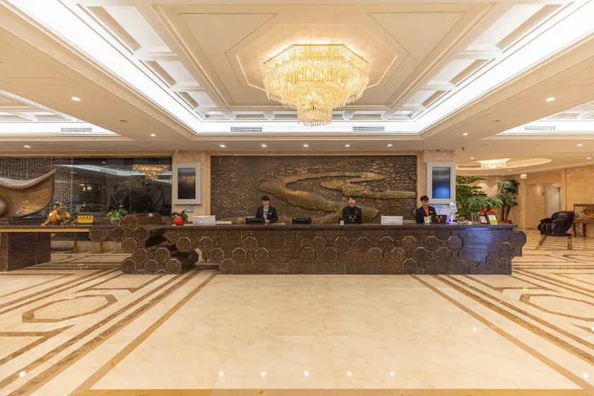 Jinou Hotel - Image 1