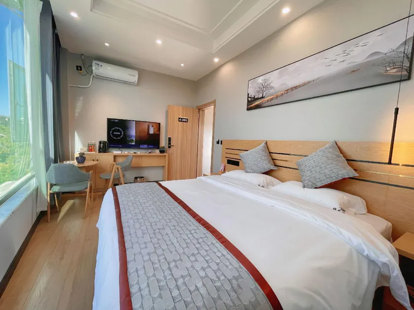 Xiangfa Hotel (Midu County Traditional Chinese Medicine Hospital Branch) - Image 1