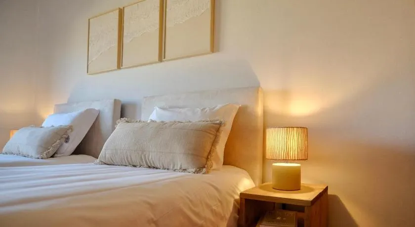 Step by Step Atlantic Guesthouse - Image 1