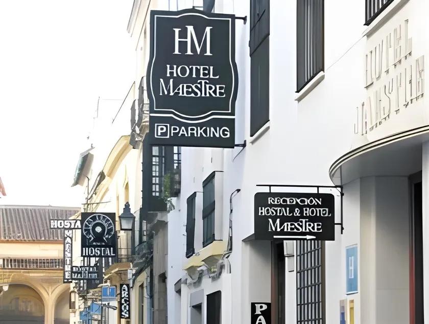 Hotel Maestre - Image 1