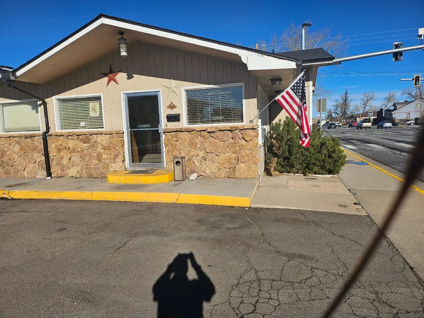 Home Away Inn Hotel Laramie - Image 1