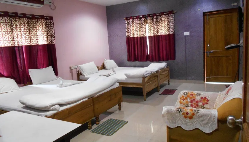 Wekare Guest House – Near Lingaraj Temple  BJB Nagar | AC Rooms | Free Wi-Fi - Image 1