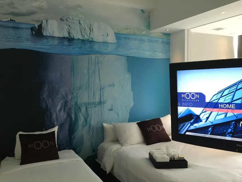 Moon 23 Hotel - Image 1