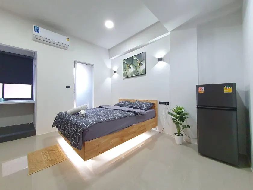 Irich residence South Samrong 6 Kms BTS-Pu Chao - Image 1