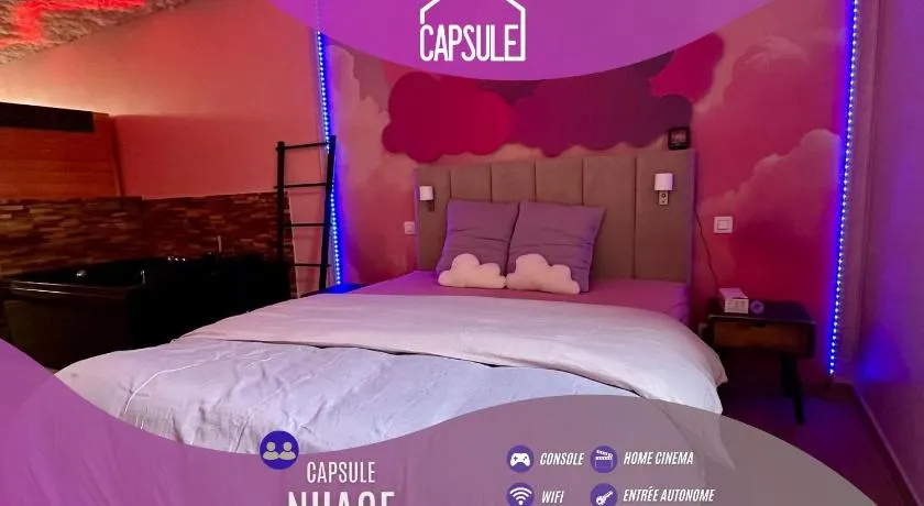 Capsule Nuage Jacuzzi Sauna - Image 1