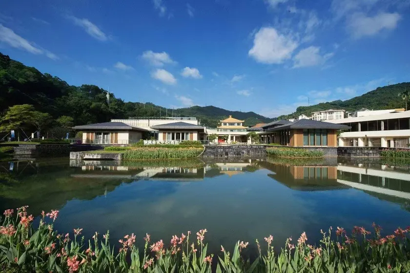 Shenzhen Yinhu Hotel (Yinhu Tourist Resort Branch) - Image 1