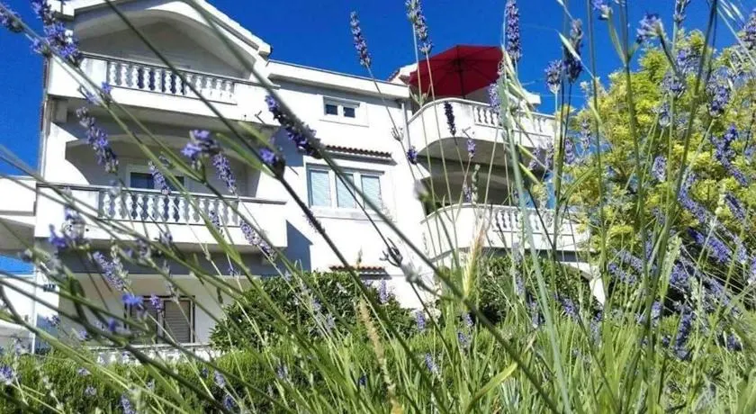 Apartments Lena - Image 1