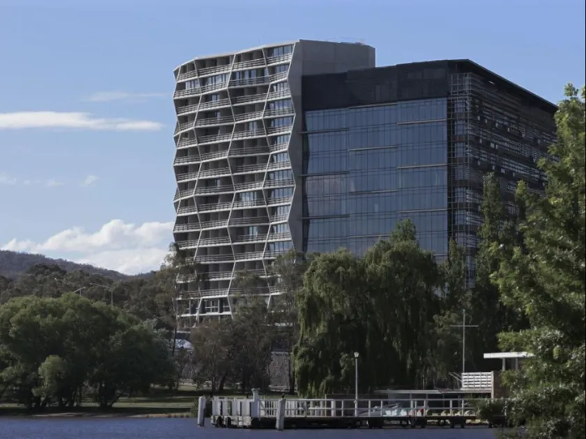 Nishi Holiday Apartments - Image 1