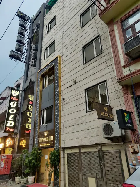 Hotel The Gold Inn - Walking Distance From Gaffar Market Karol Bagh Delhi - Image 1