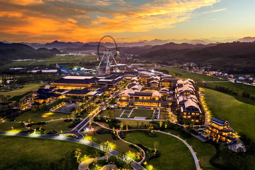 Shu Hua Hotel Tianmu Mountain, Curio Collection by Hilton - Image 1