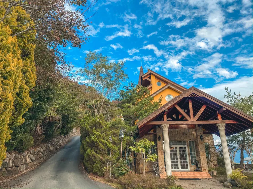 Euro Country Villa - Image 1