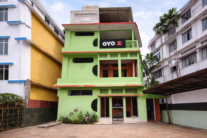 Hotel O Mini Home - Image 1