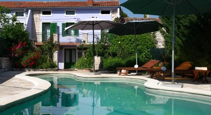Holiday Home Ladonja - Image 1