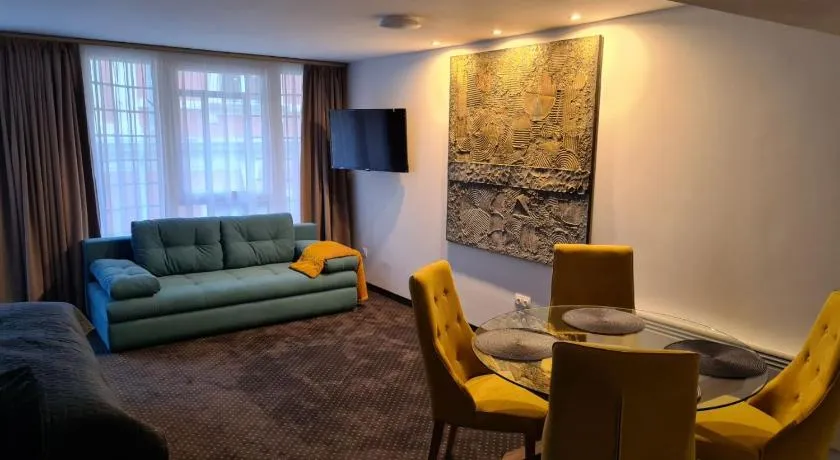 City Center Apartmanház - Image 1