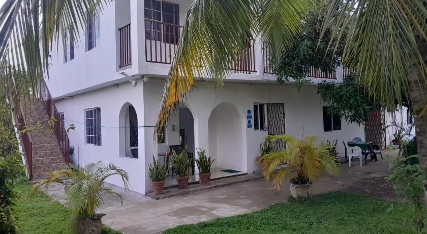 Coco Gardens - Image 1