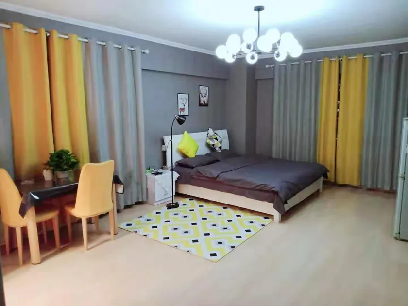 Hand in Hand Daily Rental Apartment - Image 1