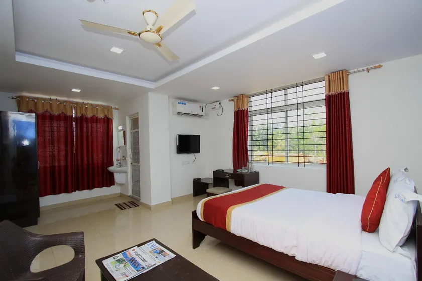 Hotel O Sri Sai Residency - Image 1