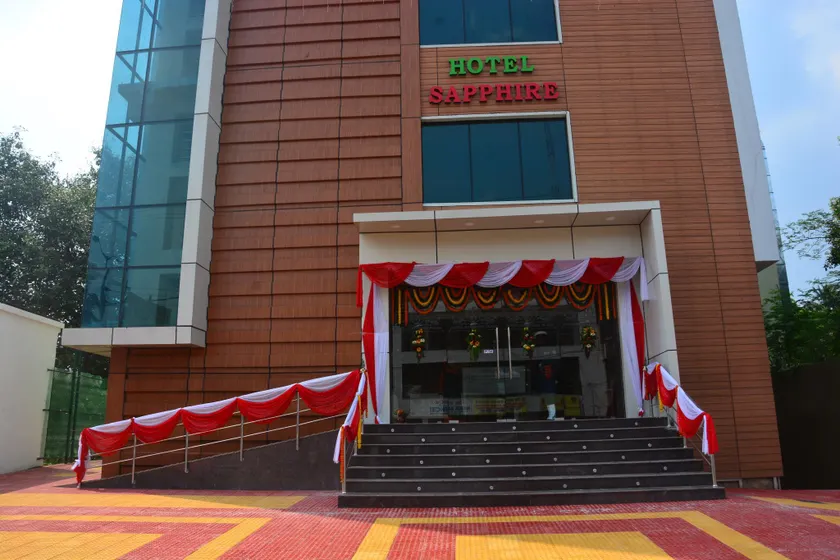 Sapphire Plaza - Image 1