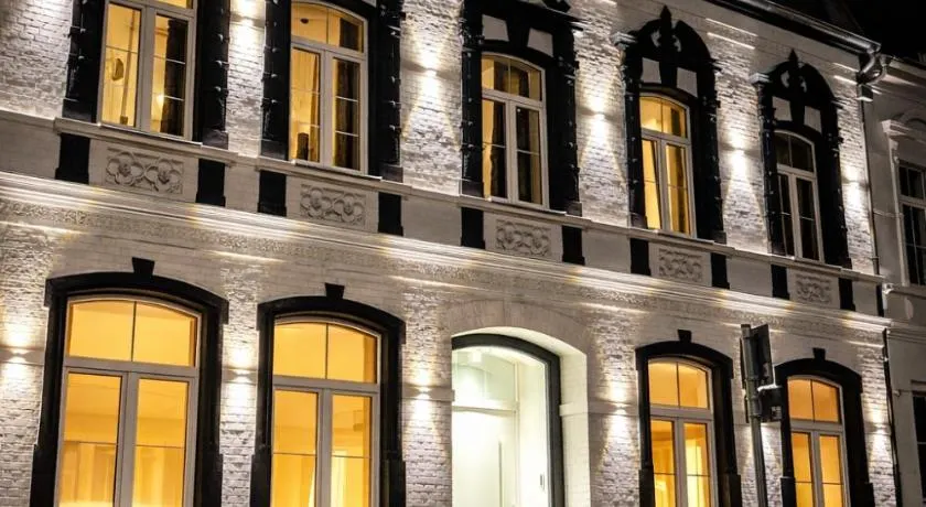 Boutique Apartment 74 - Image 1