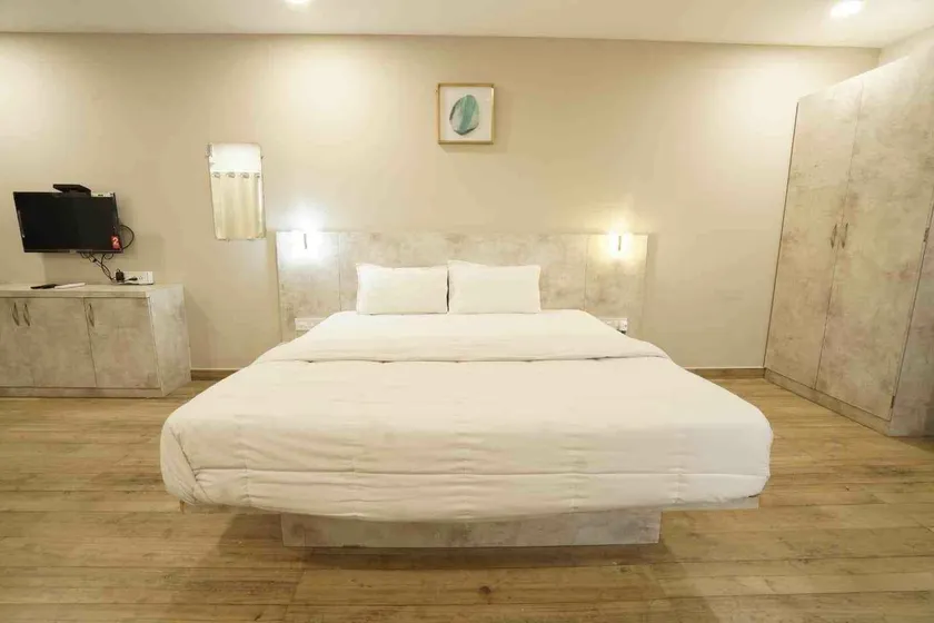 HOTEL TRP BLISS - Image 1