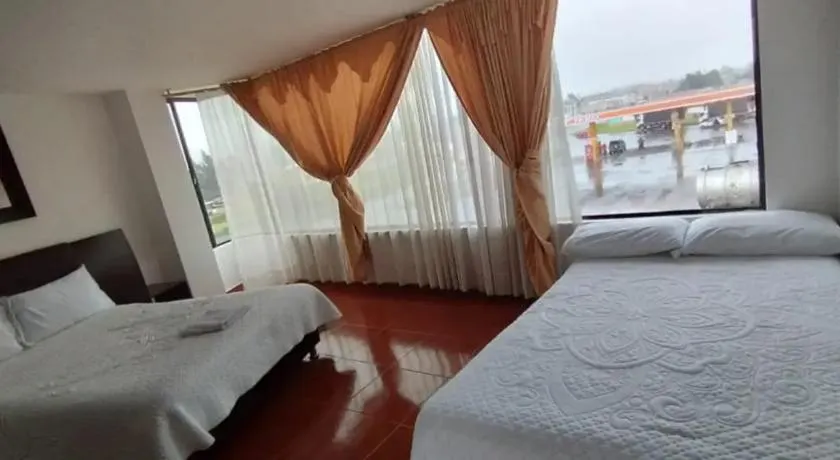 Hotel Paradise - Image 1