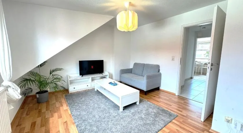 Air Apartments 6 - Image 1