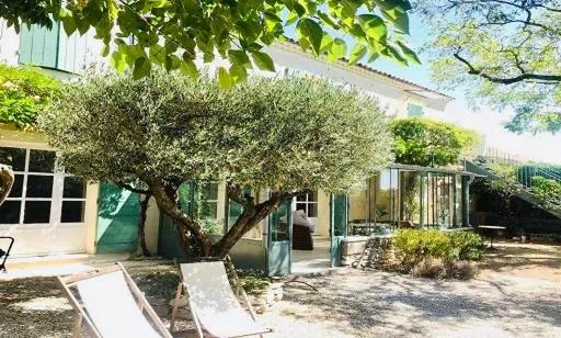 Suite privee Tavel - Le Mas de l Acacia - Image 1