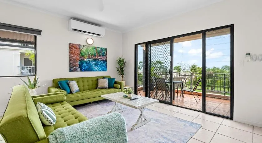 Zen Emerald Shore - Seaview - Balcony - Sunset view - Image 1