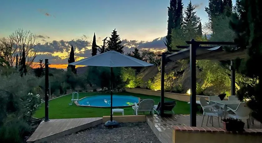 rural loft with pool views peaceful place near the center - Image 1