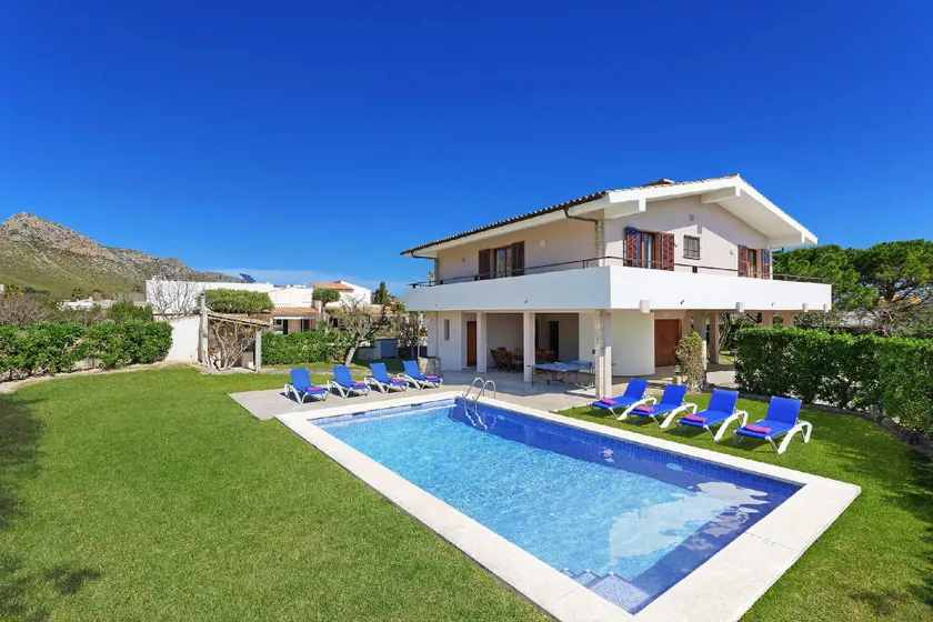 Villa Animeta - Quatro Quartos Vila, Dormem 8 - Image 1